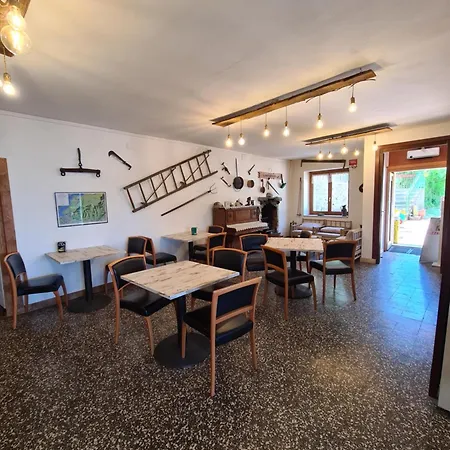 Carla Hotel