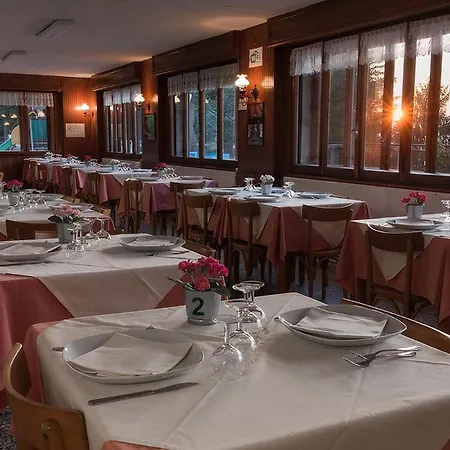 Carla Hotel